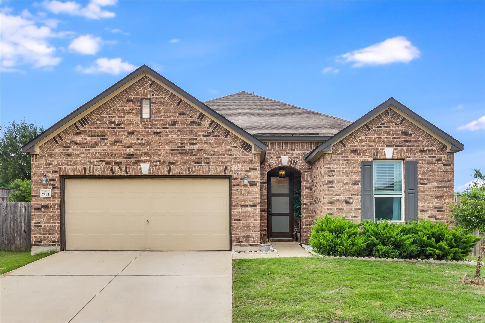 7313 Kilday Cove Austin TX 78744