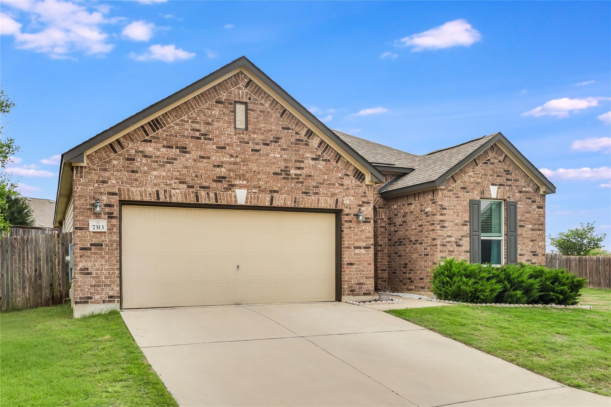 7313 Kilday Cove Austin TX 78744