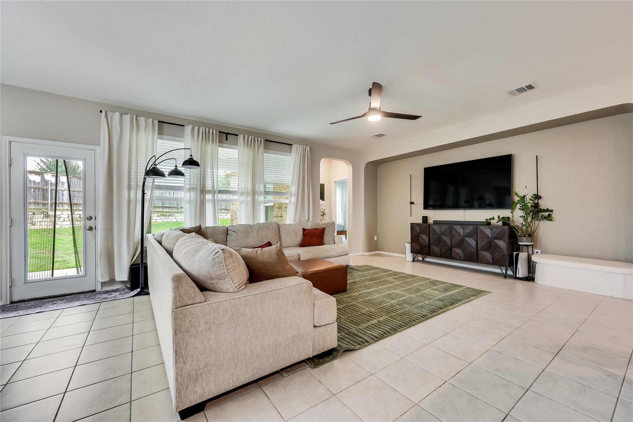 7313 Kilday Cove Austin TX 78744