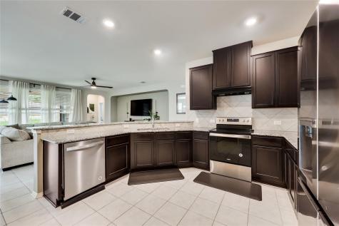 7313 Kilday Cove Austin TX 78744