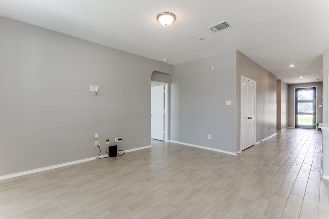 1100 Desaix Drive Georgetown TX 78628