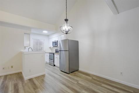 6803 Woodhue Drive Austin TX 78745