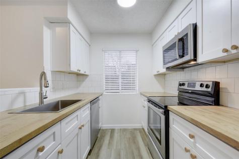 6803 Woodhue Drive Austin TX 78745
