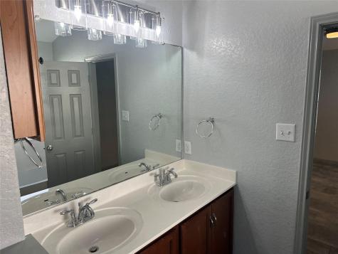 2234 Bentwood Drive New Braunfels TX 78130