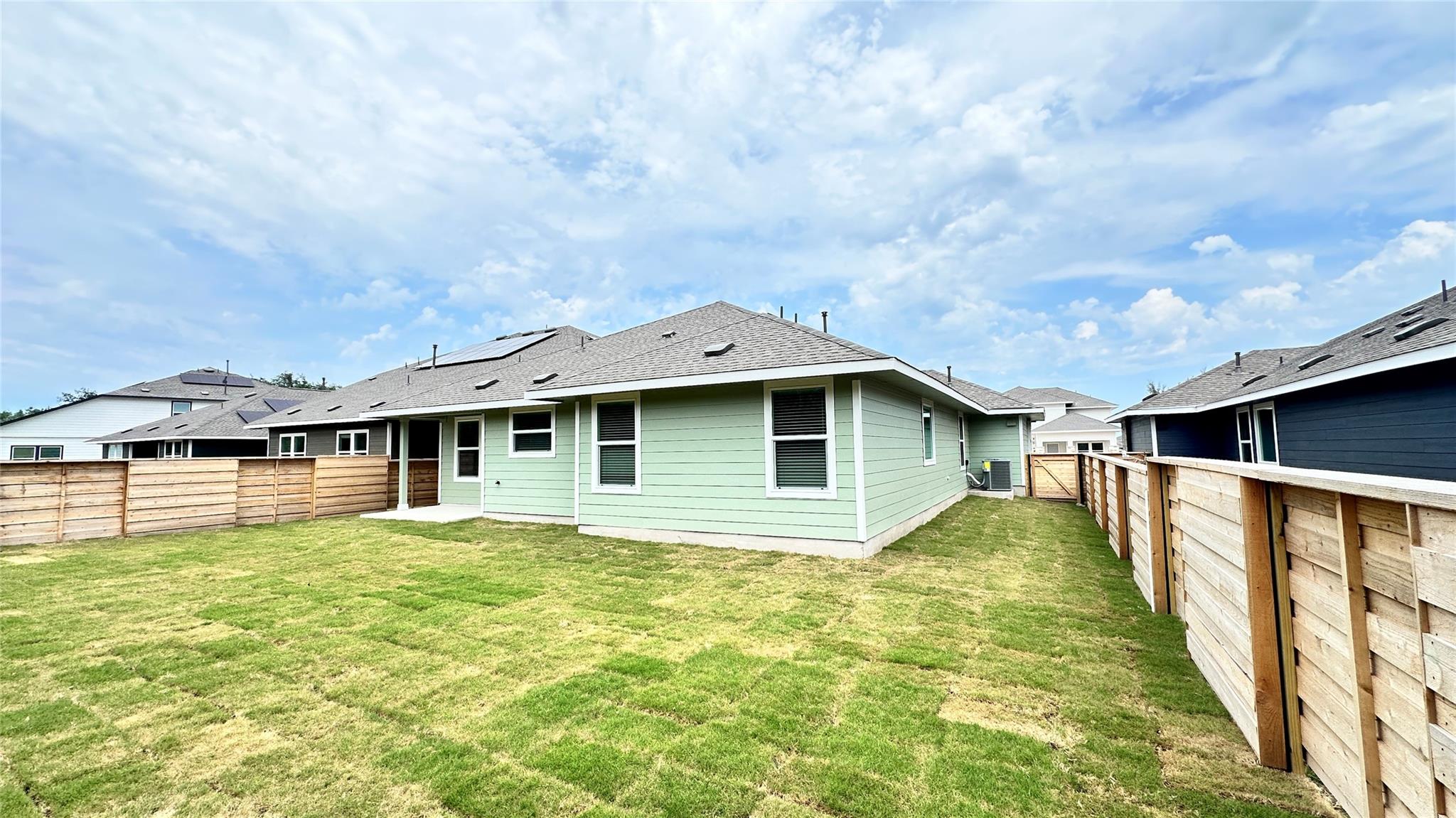 155 Crawford Kyle TX 78640