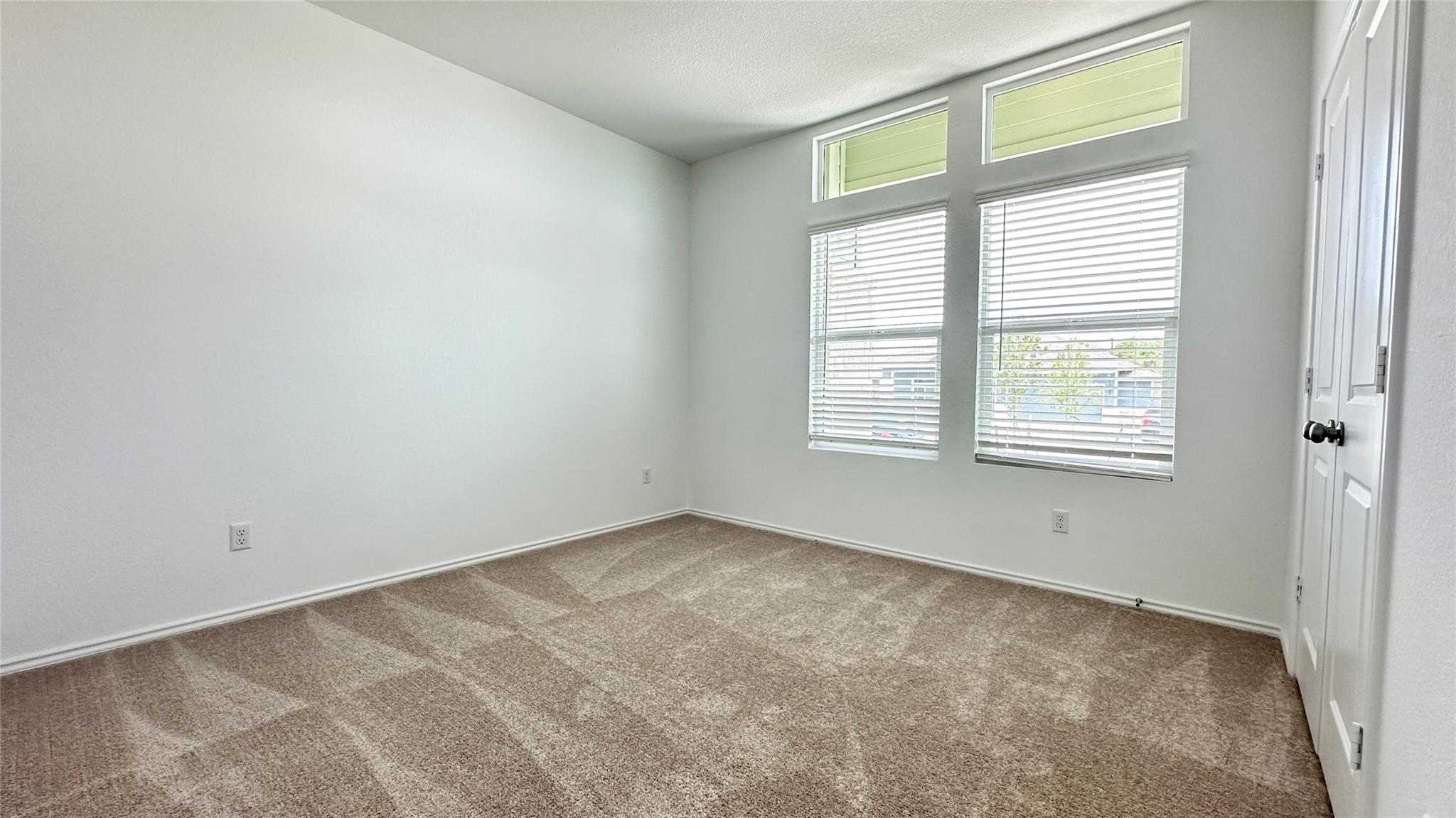155 Crawford Kyle TX 78640
