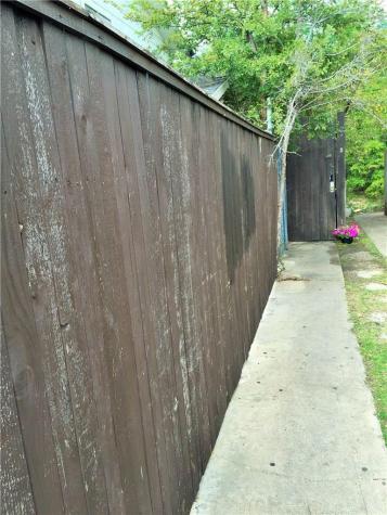2616 Ektom Drive Austin TX 78745