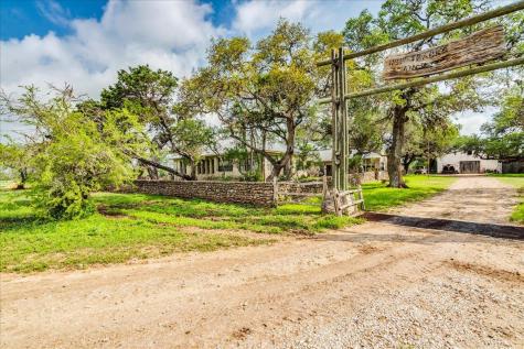 6400 Cypress Road Kyle TX 78640