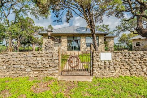 6400 Cypress Road Kyle TX 78640