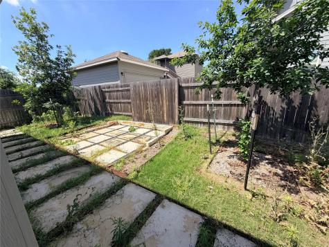 2813 Hopi Path Leander TX 78641