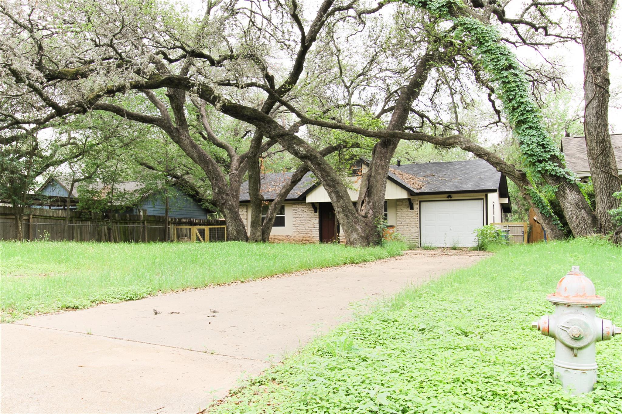 305 Rowland Drive Austin TX 78745