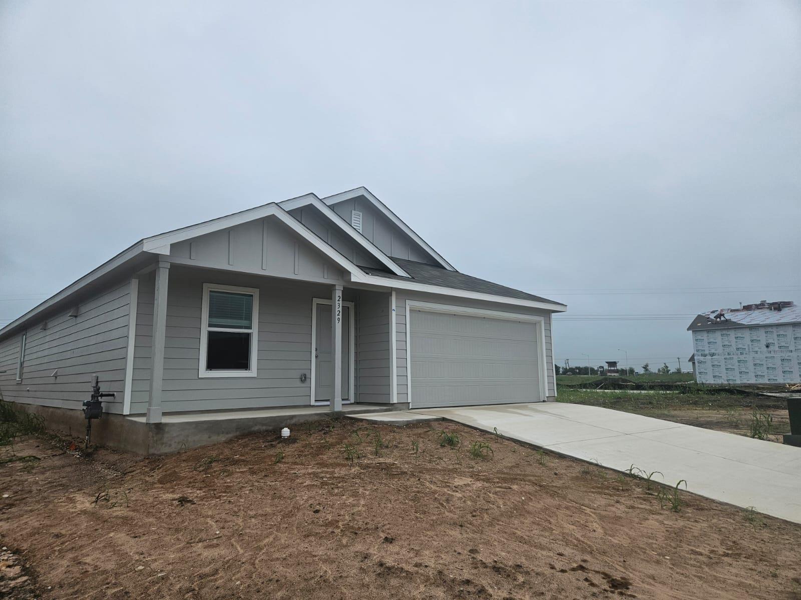 2329 Silvercloud Drive Lockhart TX 78644