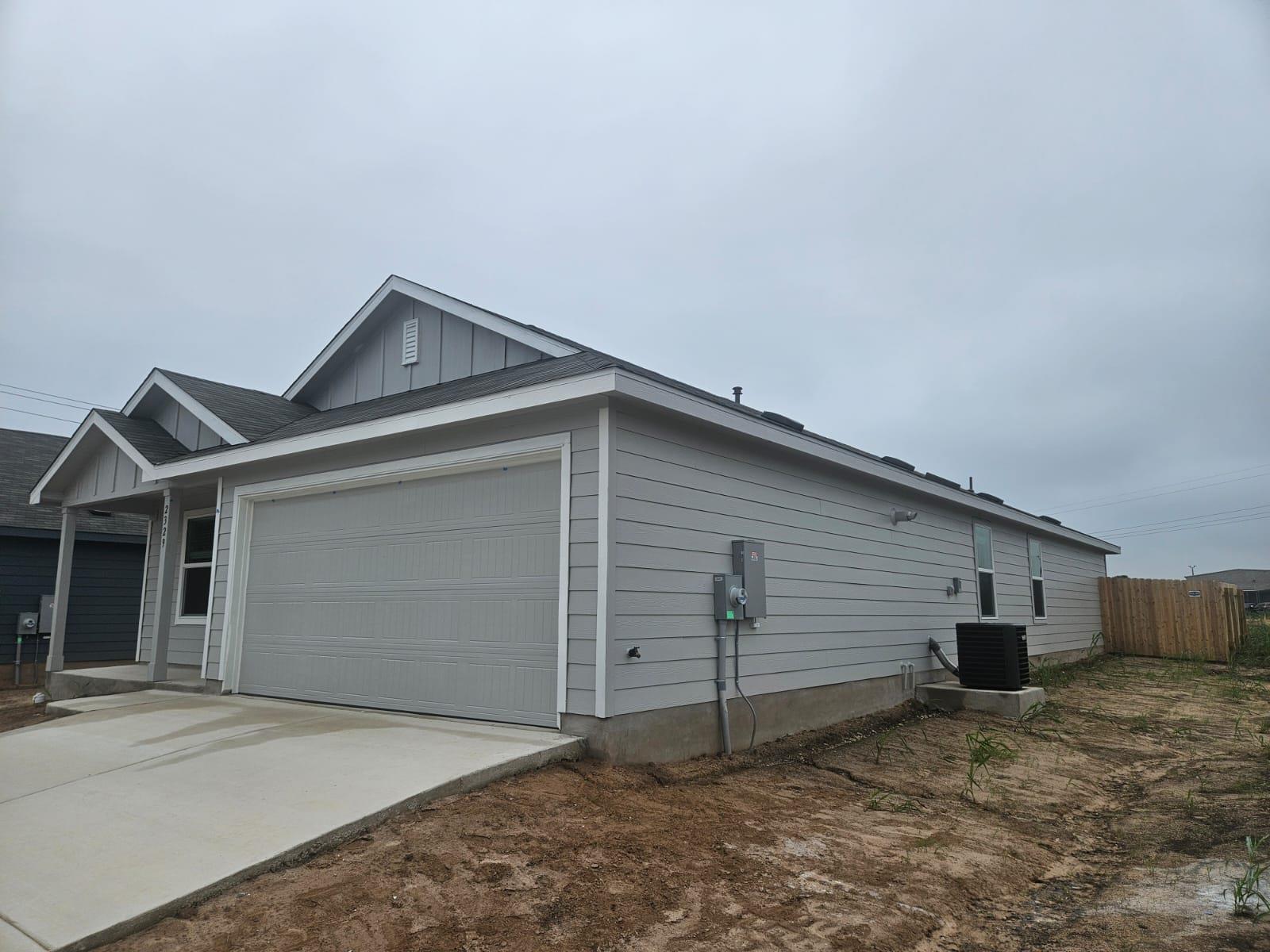 2329 Silvercloud Drive Lockhart TX 78644