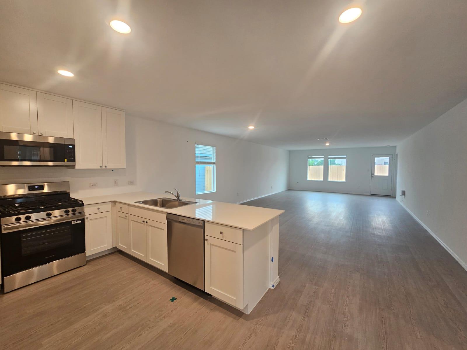 2329 Silvercloud Drive Lockhart TX 78644