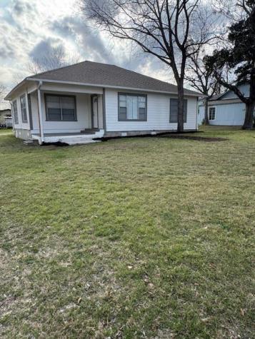 205 E Hoopes Avenue Pflugerville TX 78660