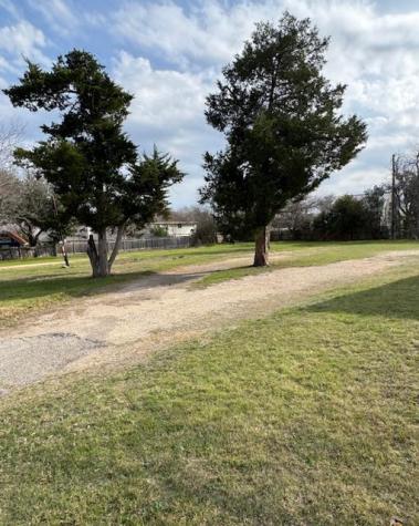 205 E Hoopes Avenue Pflugerville TX 78660