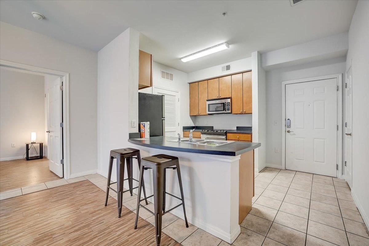 2515 Pearl Austin TX 78705