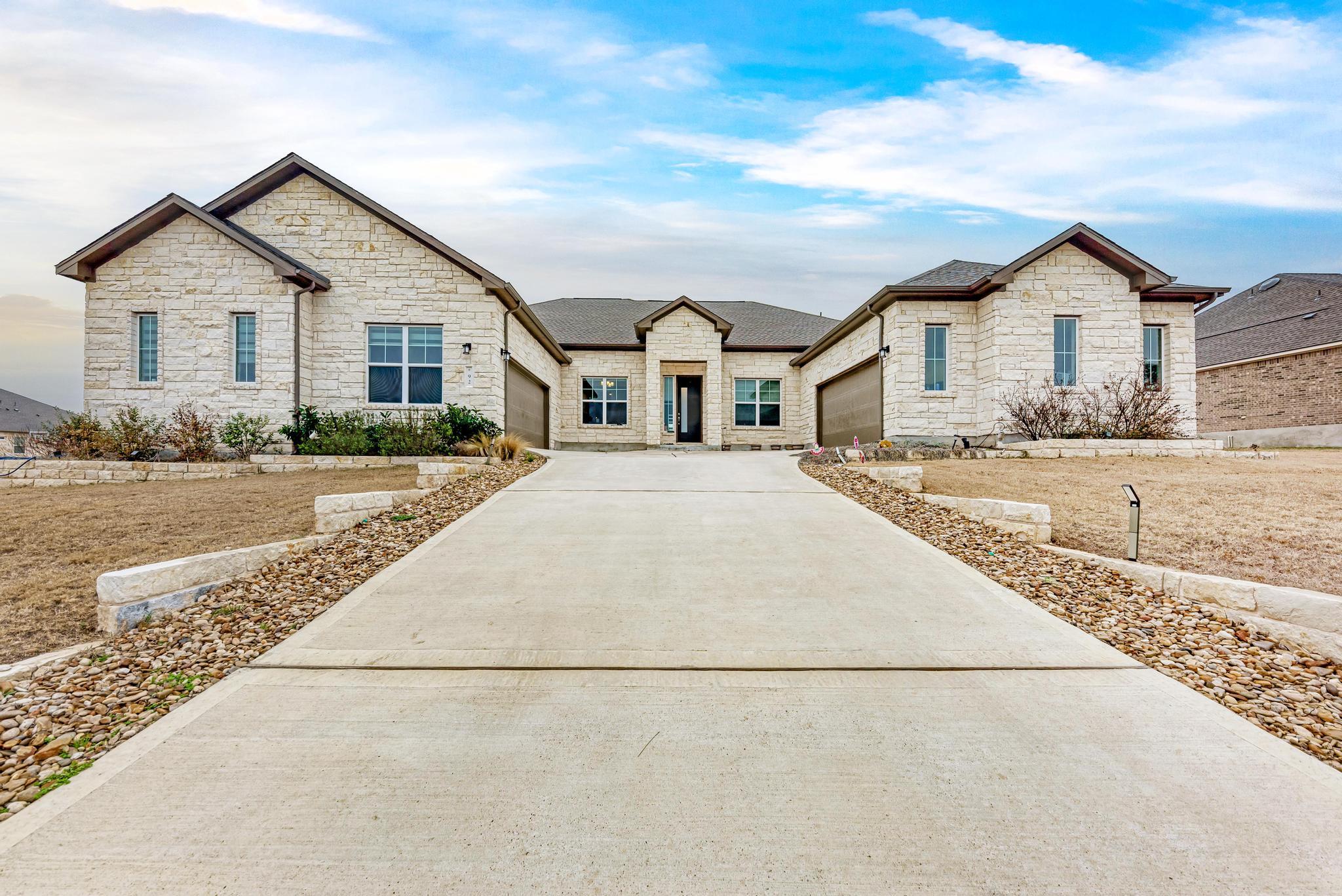 92 Sierra Mosca Trail Liberty Hill TX 78642