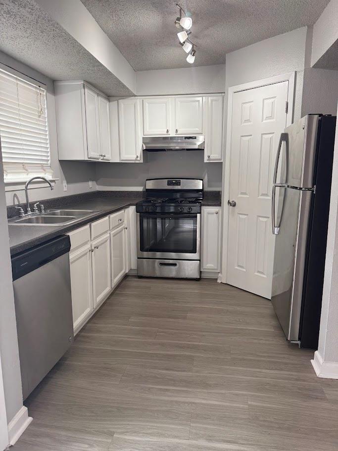 2003 Glen Allen Street Austin TX 78704