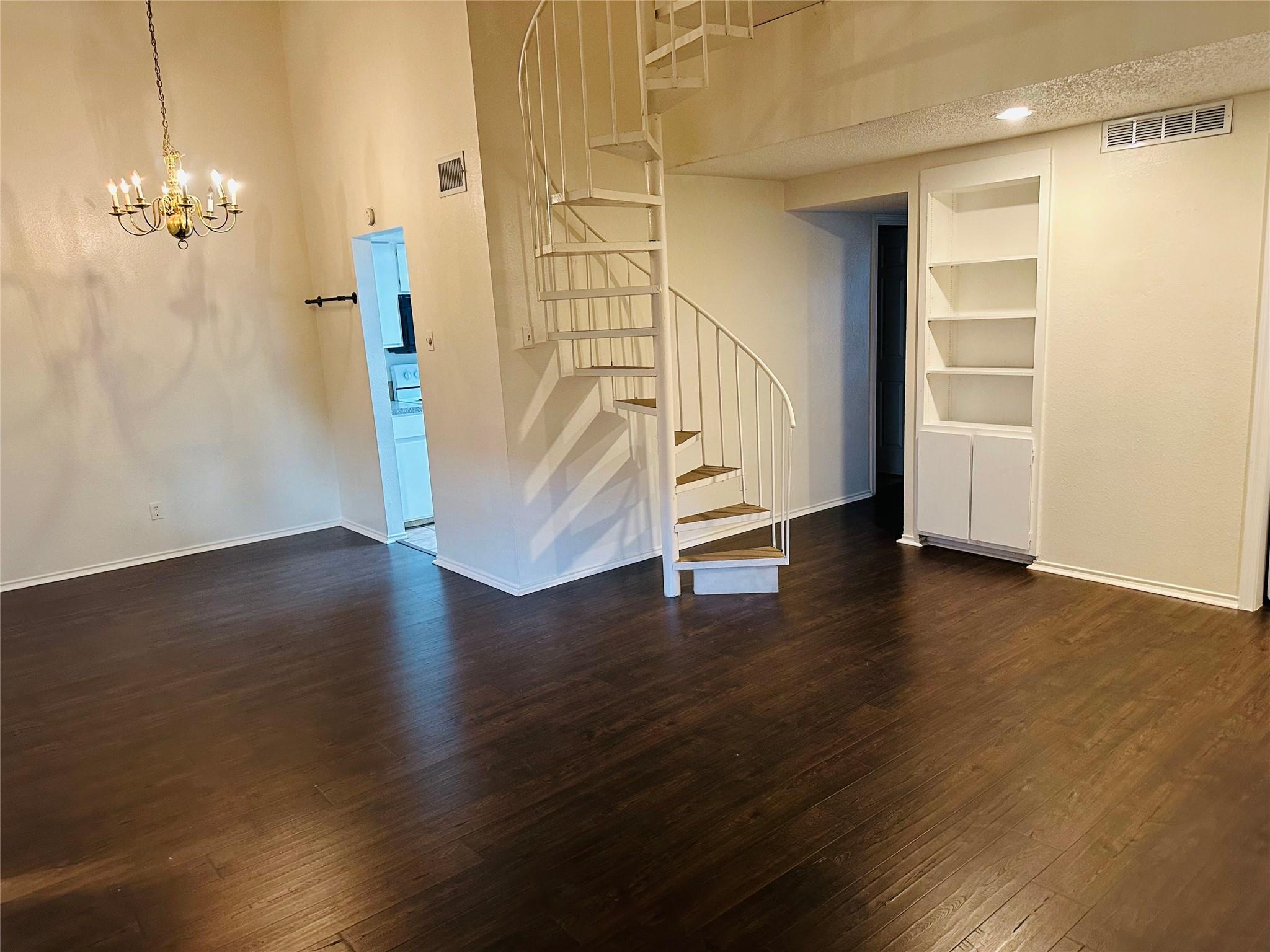 2401 Leon Street Austin TX 78705