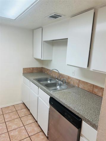 2401 Leon Street Austin TX 78705