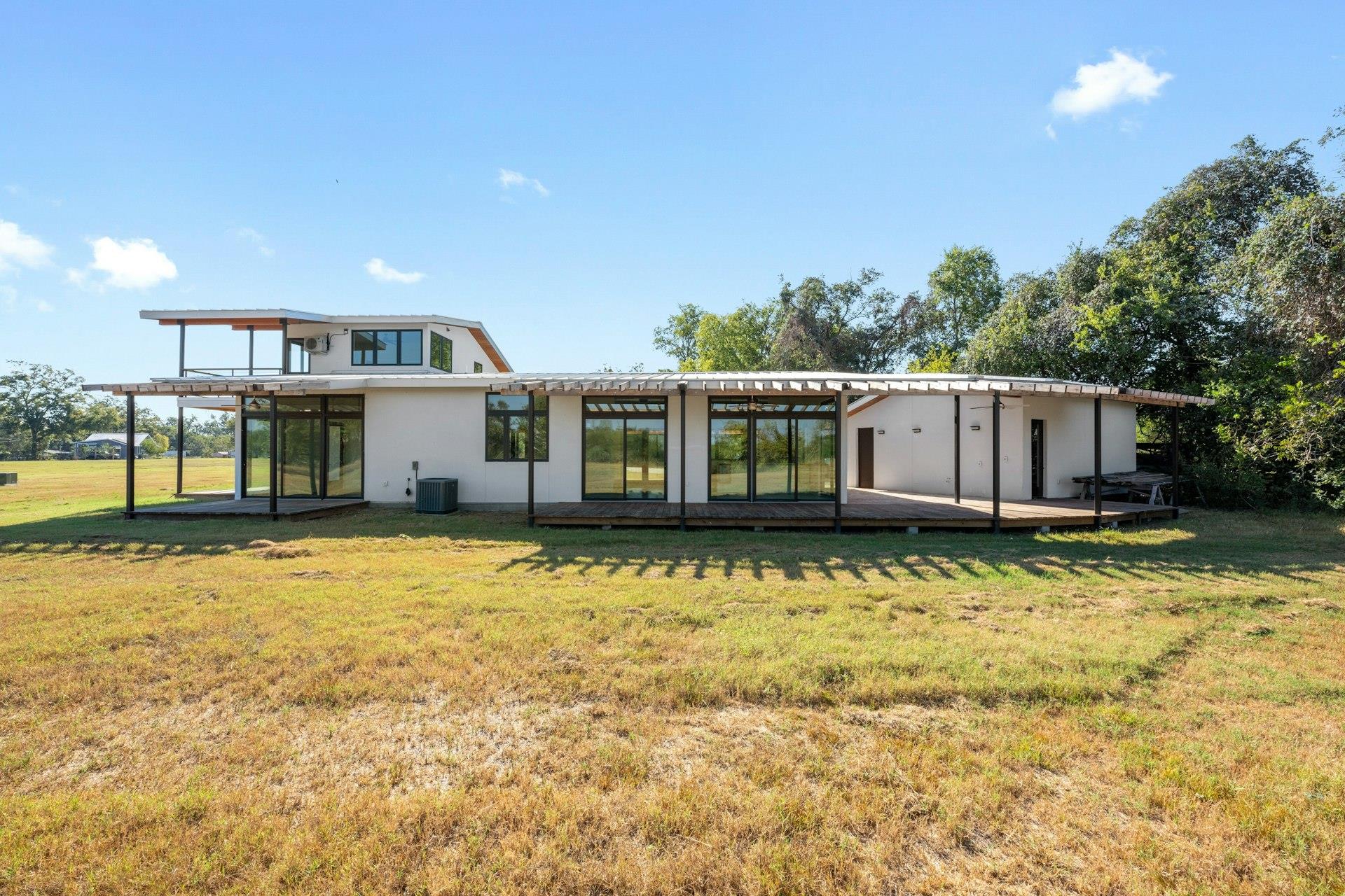 1802 Man O War Drive Del Valle TX 78617
