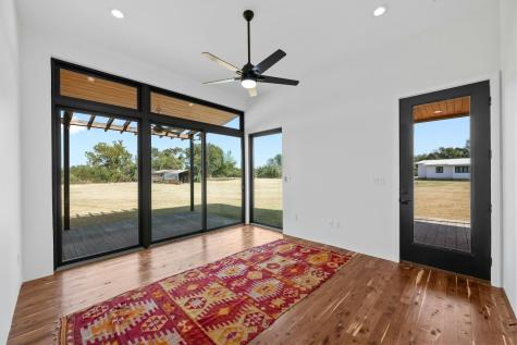 1802 Man O War Drive Del Valle TX 78617