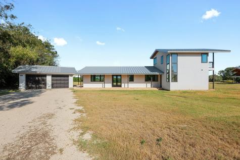 1802 Man O War Drive Del Valle TX 78617
