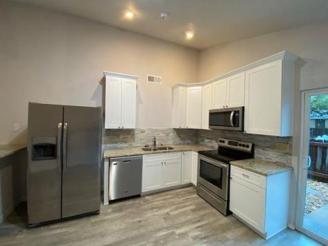 1015 E Yager Lane Austin TX 78753