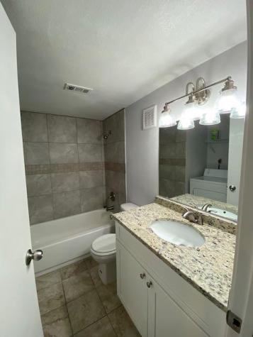 1015 E Yager Lane Austin TX 78753