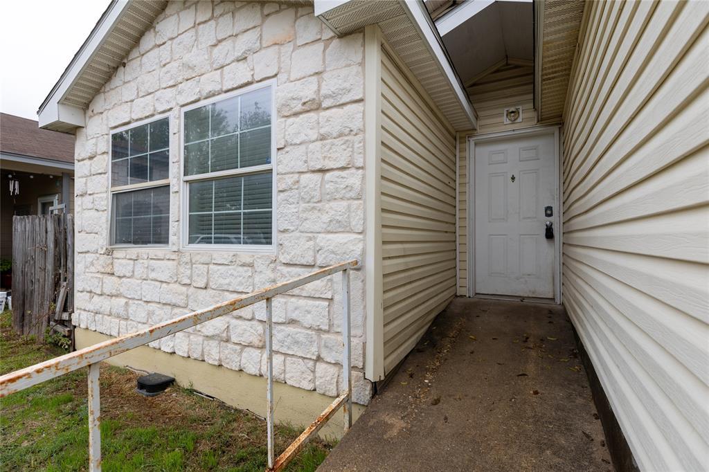 4612 Blue Meadow Drive Austin TX 78744