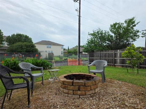 4017 Kerley Court Hutto TX 78634