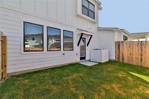252-B Fieldwood Drive Buda TX 78610
