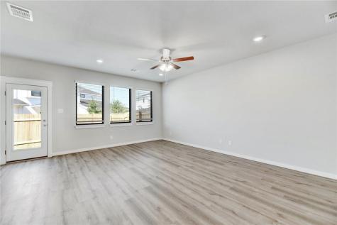 252-B Fieldwood Drive Buda TX 78610