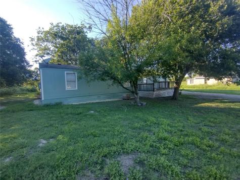 40 Church Street Maxwell TX 78656