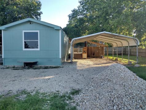 40 Church Street Maxwell TX 78656