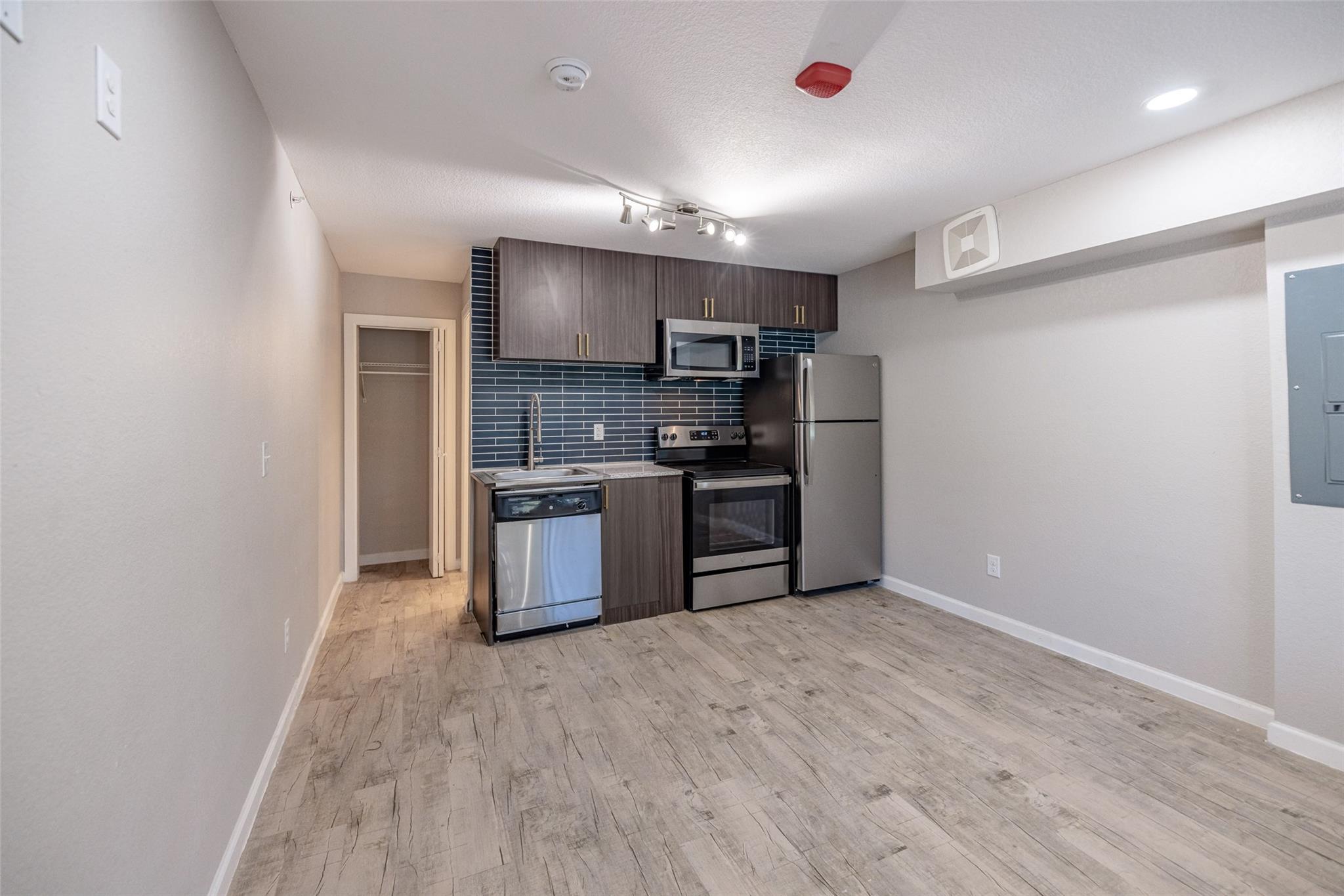 9220 N Interstate 35 Austin TX 78753
