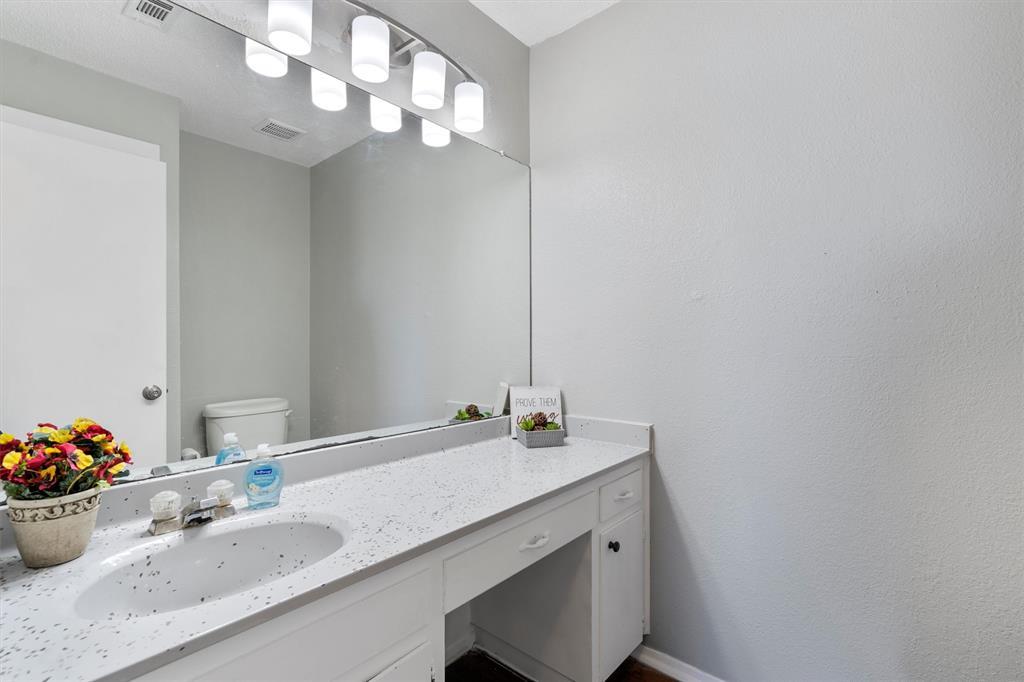 1711 Rawhide Loop Round Rock TX 78681