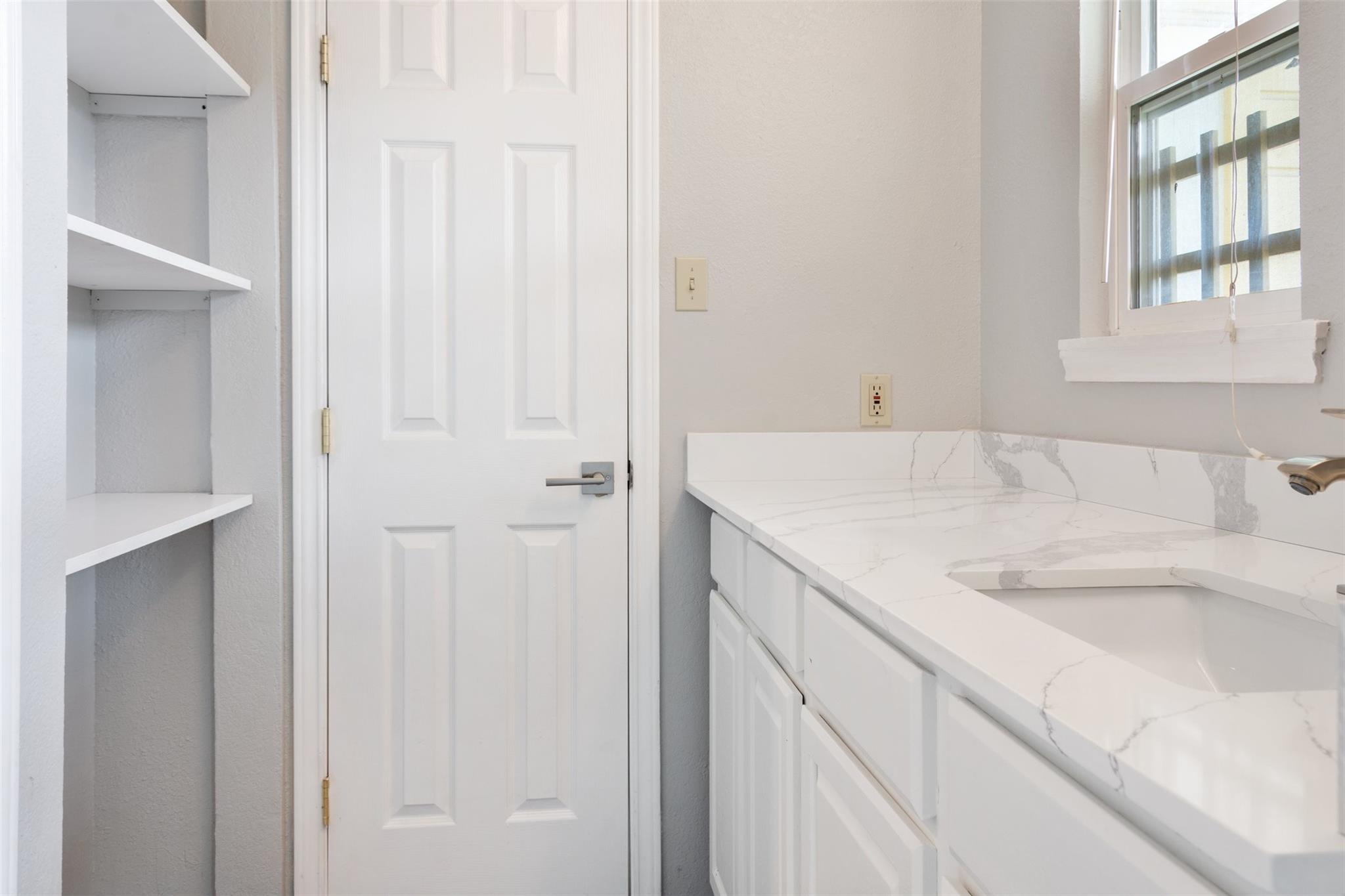 5303 Indio Cove Austin TX 78745
