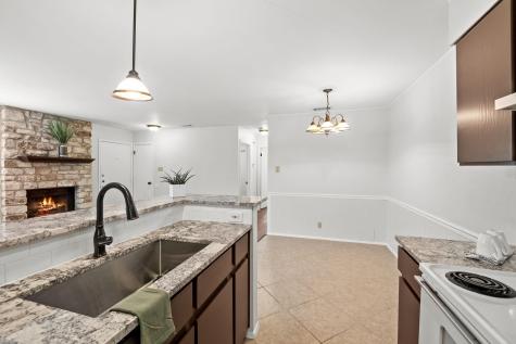 9807 Hundred Oaks Circle Austin TX 78750