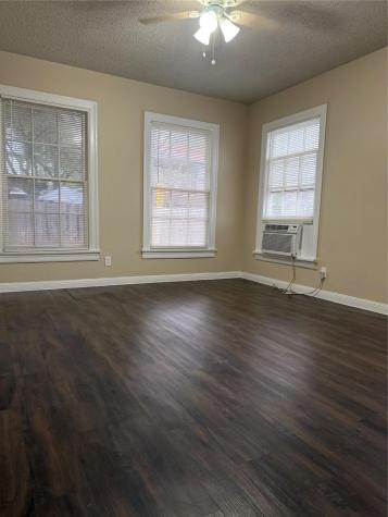 504 W Saint Johns Avenue Austin TX 78752