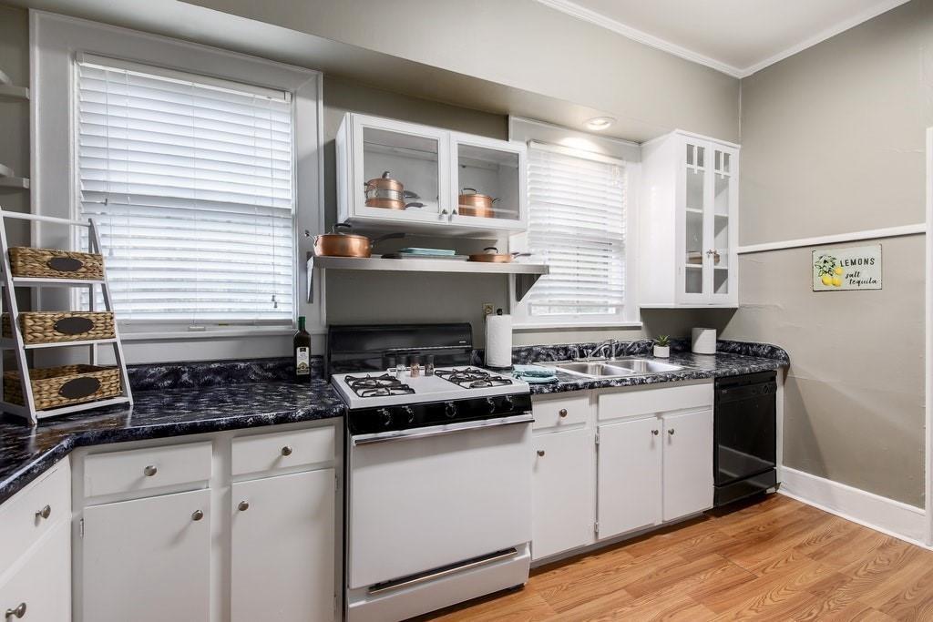 804 W 28 1/2 Street Austin TX 78705