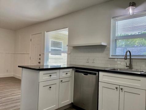 1605 Sweetbriar Avenue Austin TX 78723