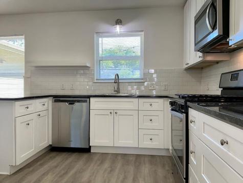 1605 Sweetbriar Avenue Austin TX 78723