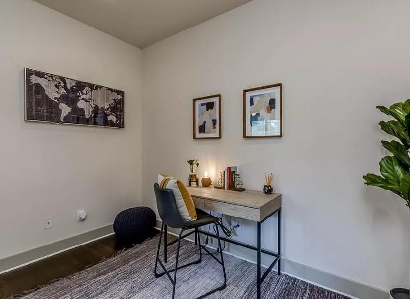 2101 E 20th Street Austin TX 78722