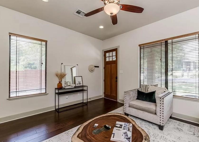 2101 E 20th Street Austin TX 78722