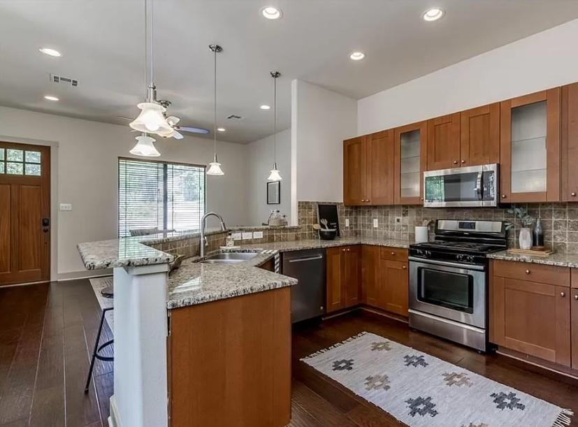 2101 E 20th Street Austin TX 78722
