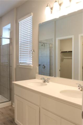 1124 Oak Chase Way Leander TX 78641