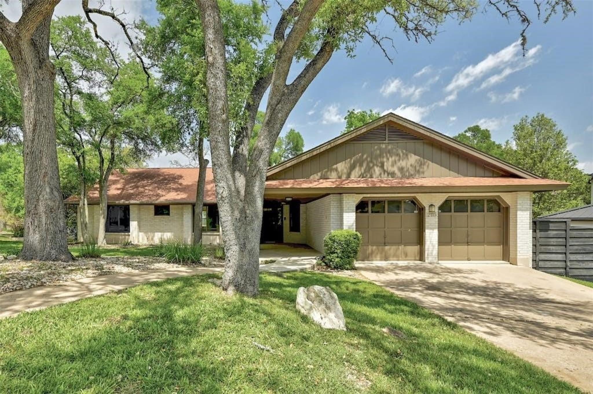 2115 Wychwood Drive Austin TX 78746