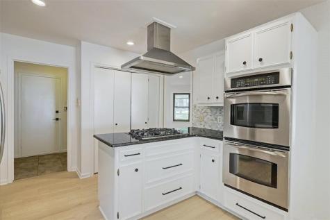 2115 Wychwood Drive Austin TX 78746